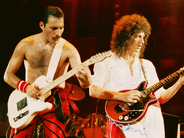 QUEEN FREDDIE MERCURY VINTAGE WHITE FENDER TELECASTER GUITAR SIGNED - Image 5